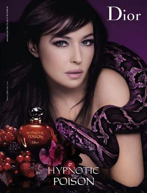 Weekend Perfume Movies: Monica Bellucci in Perfume Ads